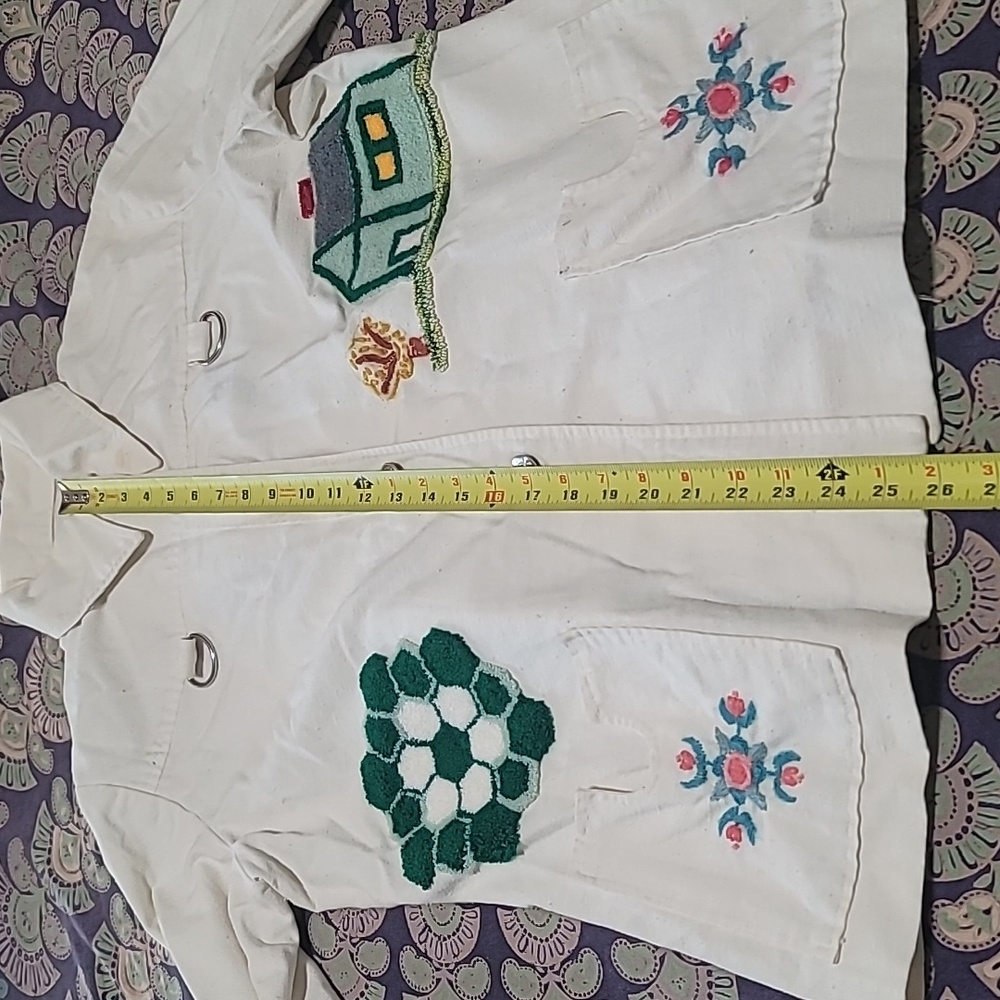One-of-a-Kind Vintage Hand Embroidered Light Weight Linen Jacket - Picture 11 of 12